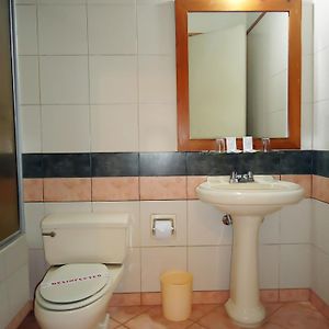 Standard Zimmer mit zwei Einzelbetten